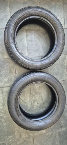 Par de Pneus meia vida Bridgestone 185/60R15