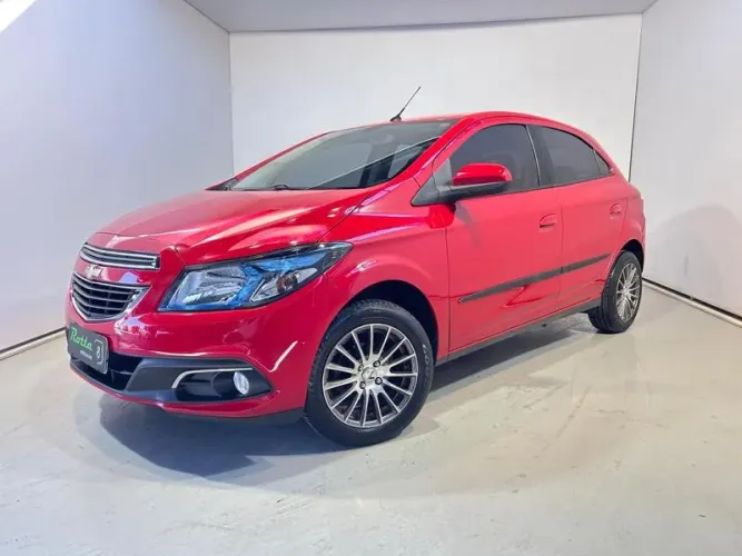 Chevrolet Onix Hatch LT 1.4 8V Flex Mec. 4P 2013