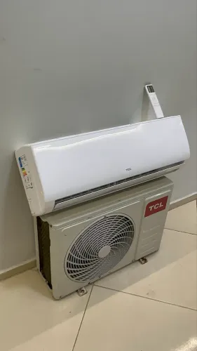 Ar condicionado TCL convencional 12.000 btus (instalado)