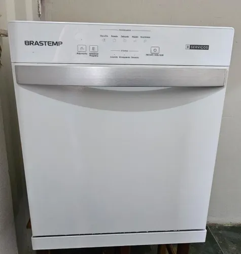 Lava louças Brastemp 8 Serviços 110v Usado excelente estado