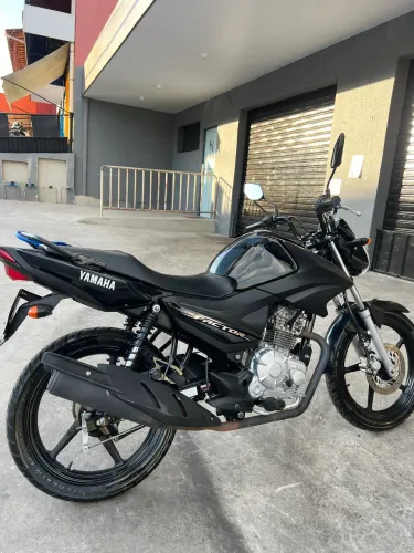 Yamaha Factor 125i ED 2024 - Econômica e Revisada