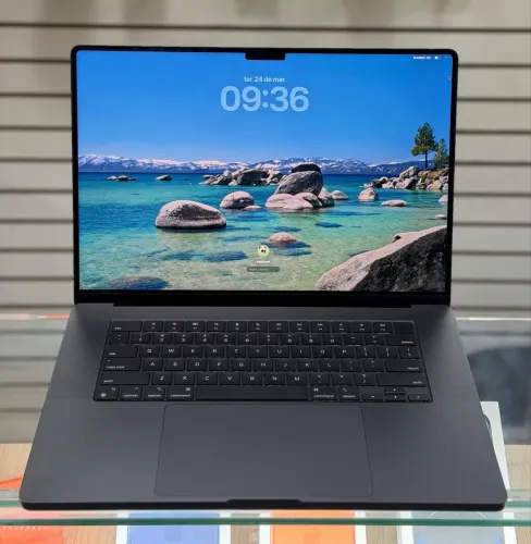 Macbook pro 16 polegadas m4 max 48gb / 1tb LOJA FÍSICA bateria 100%, 40 gpu ( 48 / 1 tb )