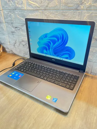 Notebook Dell  i7 16gb ram placa de vídeo 2gb 