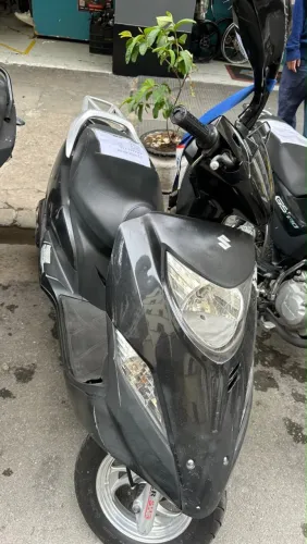 Suzuki Burgman I 125cc 2012