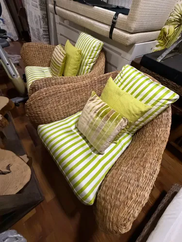 Conjunto de poltronas de vime alto padrão