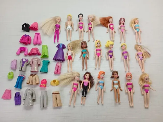 Lote Polly Pocket - Bonecas + Roupinhas (anos 2000)