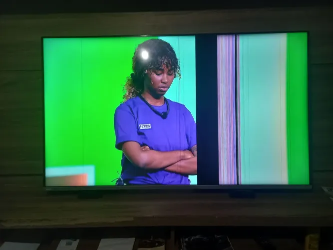 Tv Philips 58 polegadas com defeito.