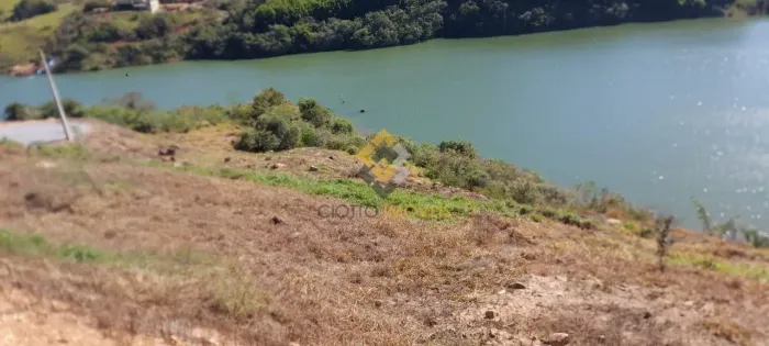 CONDOMINIO AGUAS DO FUNIL -PERDÕES MG