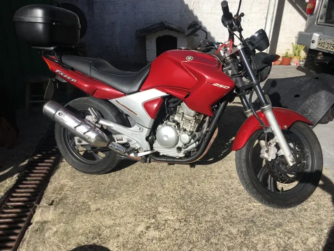 Vendo Fazer 250 2006 