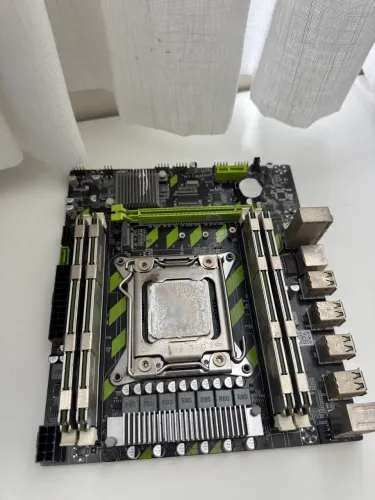 Vendo processador Xeon E5 2640 com plataforma x79 e 16gb de ram 