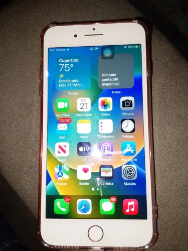 Vende-se iPhone 8 plus bem novo