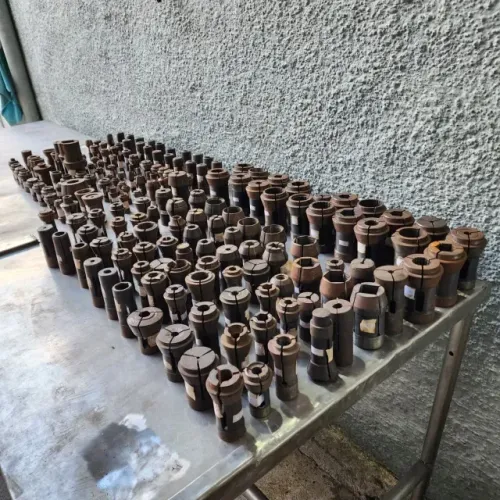 Lote 191 Pinças de Torno