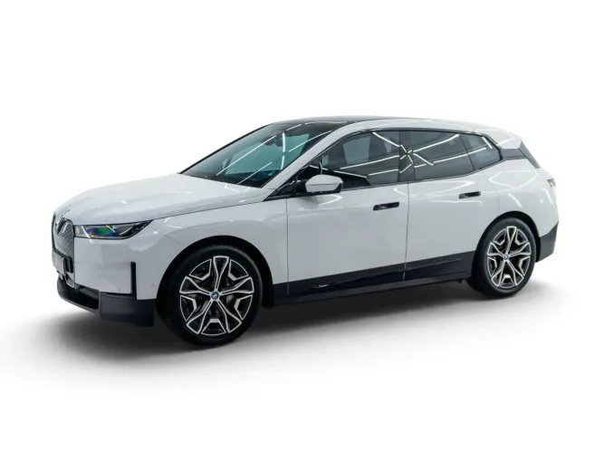 BMW IX XDrive 40 Aut. (elétrico) 2024