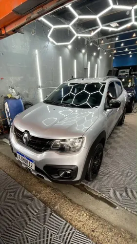 Renault Kwid Outsider 1.0 Flex 12V 5P Mec. 2022