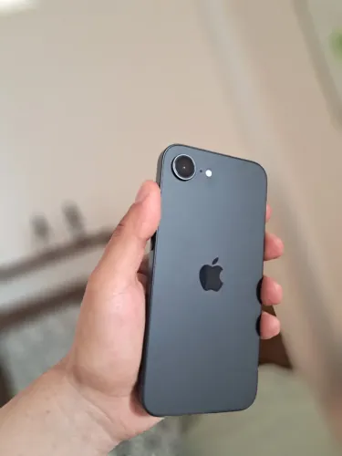 iPhone 16e 256GB Excelente Estado