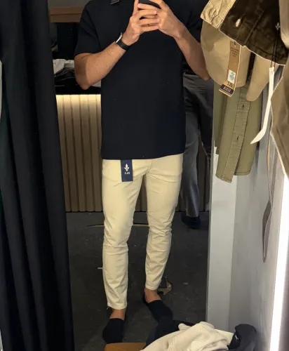 Vendo calça chino bege marca DLZ tamanho 40