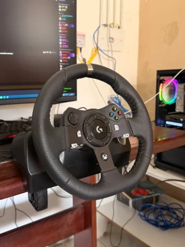 Volante Logitech G920 Xbox e PC
