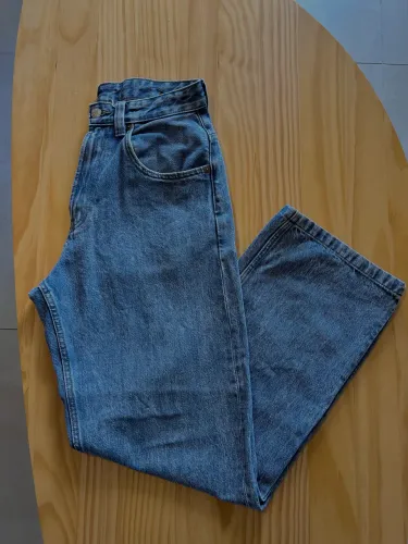 Calça Zara corte reto (jeans azul escuro)