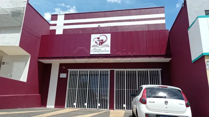 Galpão / Salão comercial para alugar e à venda no Centro em Americana/SP