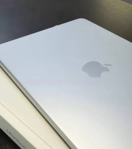 MACBOOK NEO 256 GB 8 GB Branco Lacrado