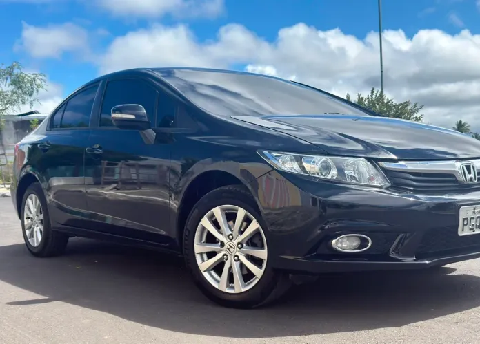 Honda Civic Sedan LXR 2.0 Flexone 16V Aut. 4P 2014