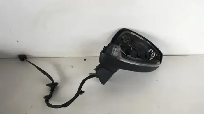 Retrovisor Esquerdo Sem Espelho Sem Capa Audi A3 Sedan 2016