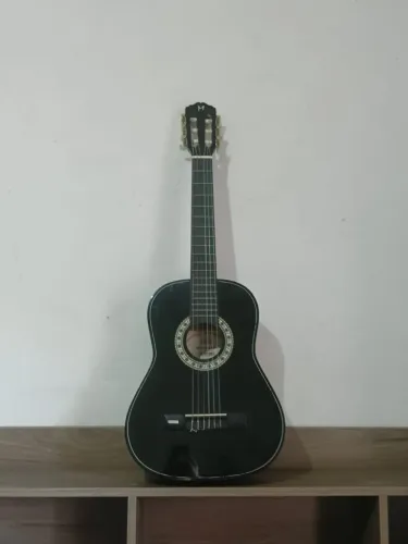 Violão infantil Michael de cordas de nylon