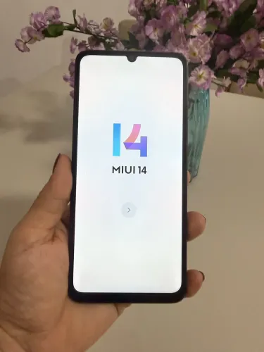 Celular POCCO MIUI 14
