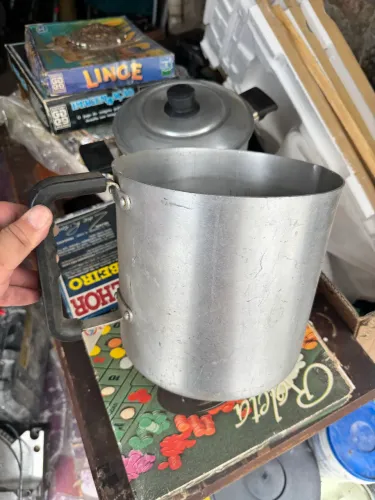 Bule gigante de café