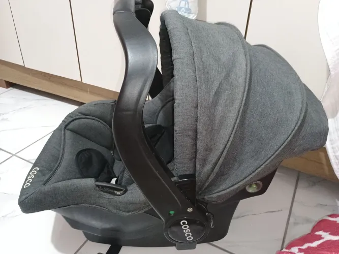 Bebê conforto marca COSCO