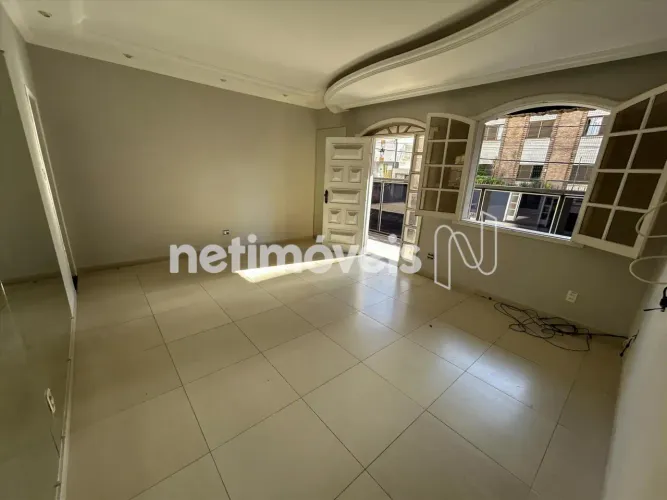 EXCELENTE CASA DOIS ANDARES NO CIDADE NOVA