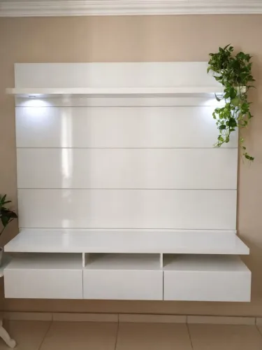 Rack suspenso branco gloss MDF