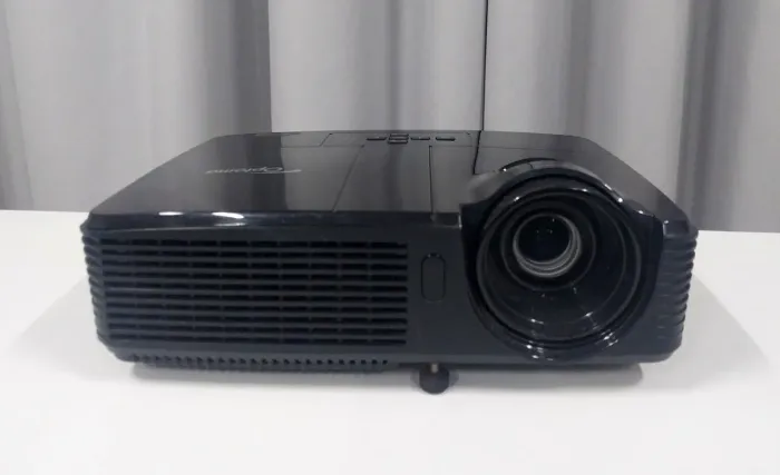 Projetor OPTOMA DX HD 2.800l PARA GRANDES TELAS