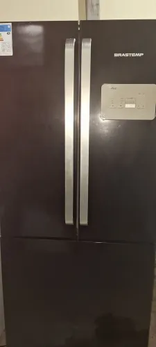 Geladeira Brastemp 600 litros 3 portas Black piano tudo funcionando
