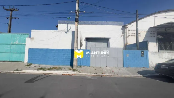 Galpão para Locação na Imbiribeira, com 400m²