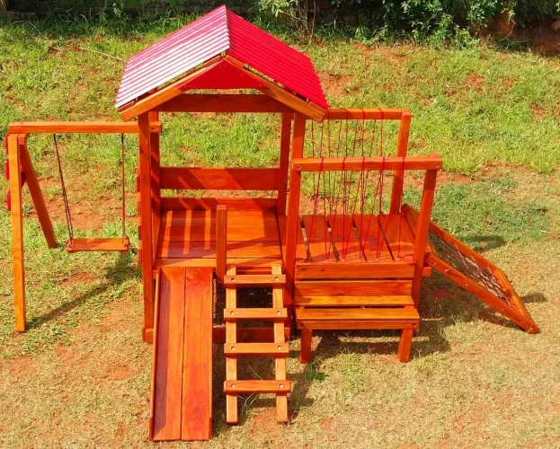 playground de madeira<br>