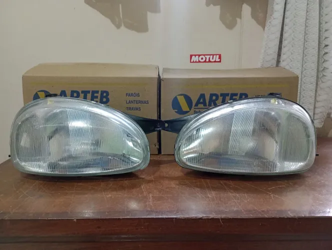 Faróis Corsa GSI arteb
