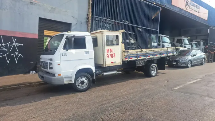 Caminhão VW 3/4 8120 casinha e carroceria 