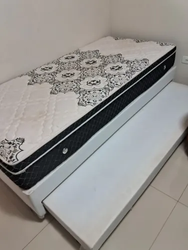 Bicama com colchão com pouquíssimo uso