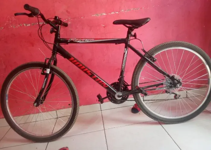 Vendo bicicleta HOUSTON apenas 1 mês de compra, usada somente 2 vezes