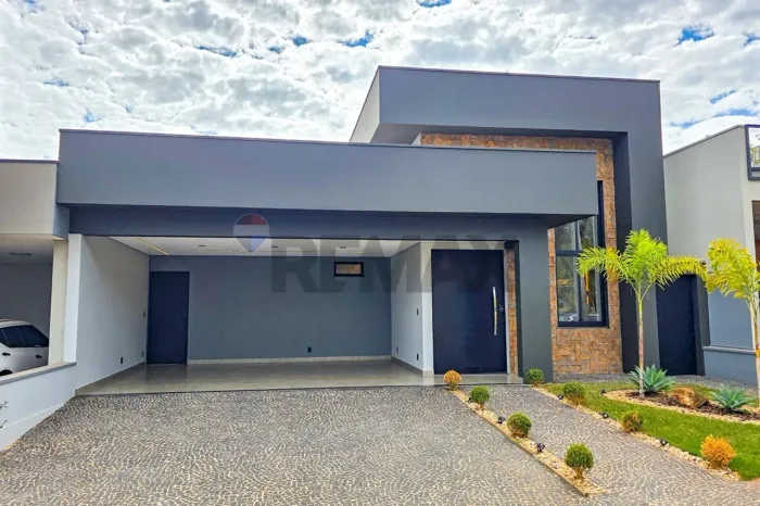 Casa à venda no Residencial Lagoa - 3 suítes, área gourmet, piscina e 2 vagas da garagem