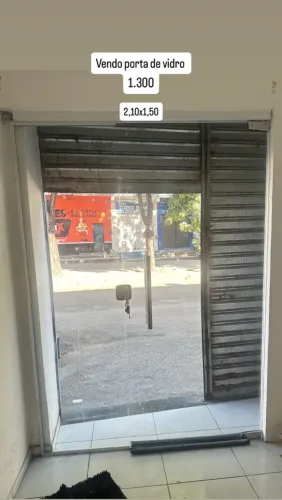 Vendo porta de vidro