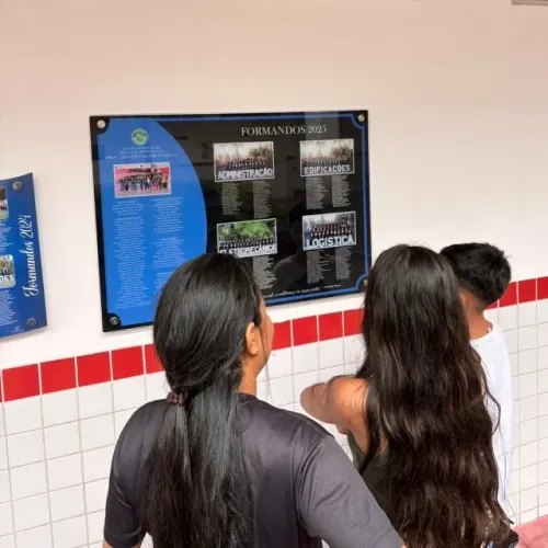 Placa de vidro para faculdades