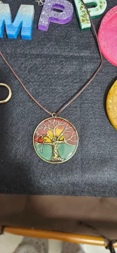 Chaveiros, Colares e Porta Copos em Resina