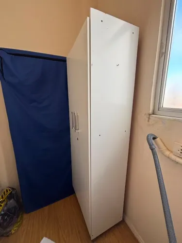 Guarda roupa duas portas