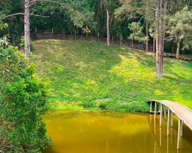 Casa de condomínio para venda tem 500 metros quadrados em Recreio - Ibiúna - SP