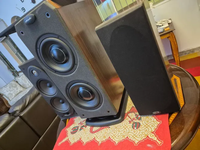 Caixas som polk audio Rt3000p 