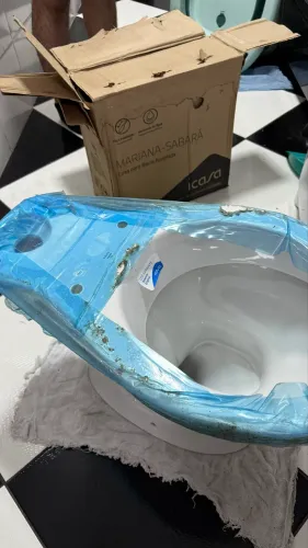 Vaso Sanitário e Caixa Acoplada Mariana Icasa