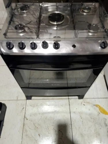 Fogão atlas de 5 bocas com tampo de inox 