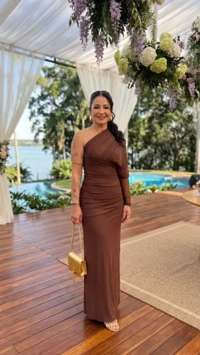 Vestido Elegante Drapeado Assimétrico Mocha - Feito sob Medida (P ao M)